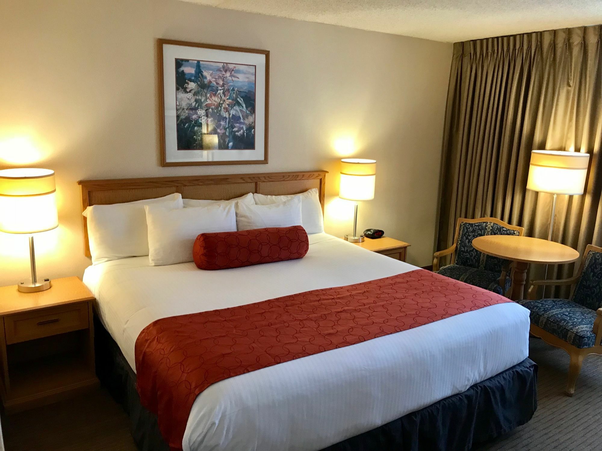Hotel 116, A Coast Hotel בלוויו מראה חיצוני תמונה